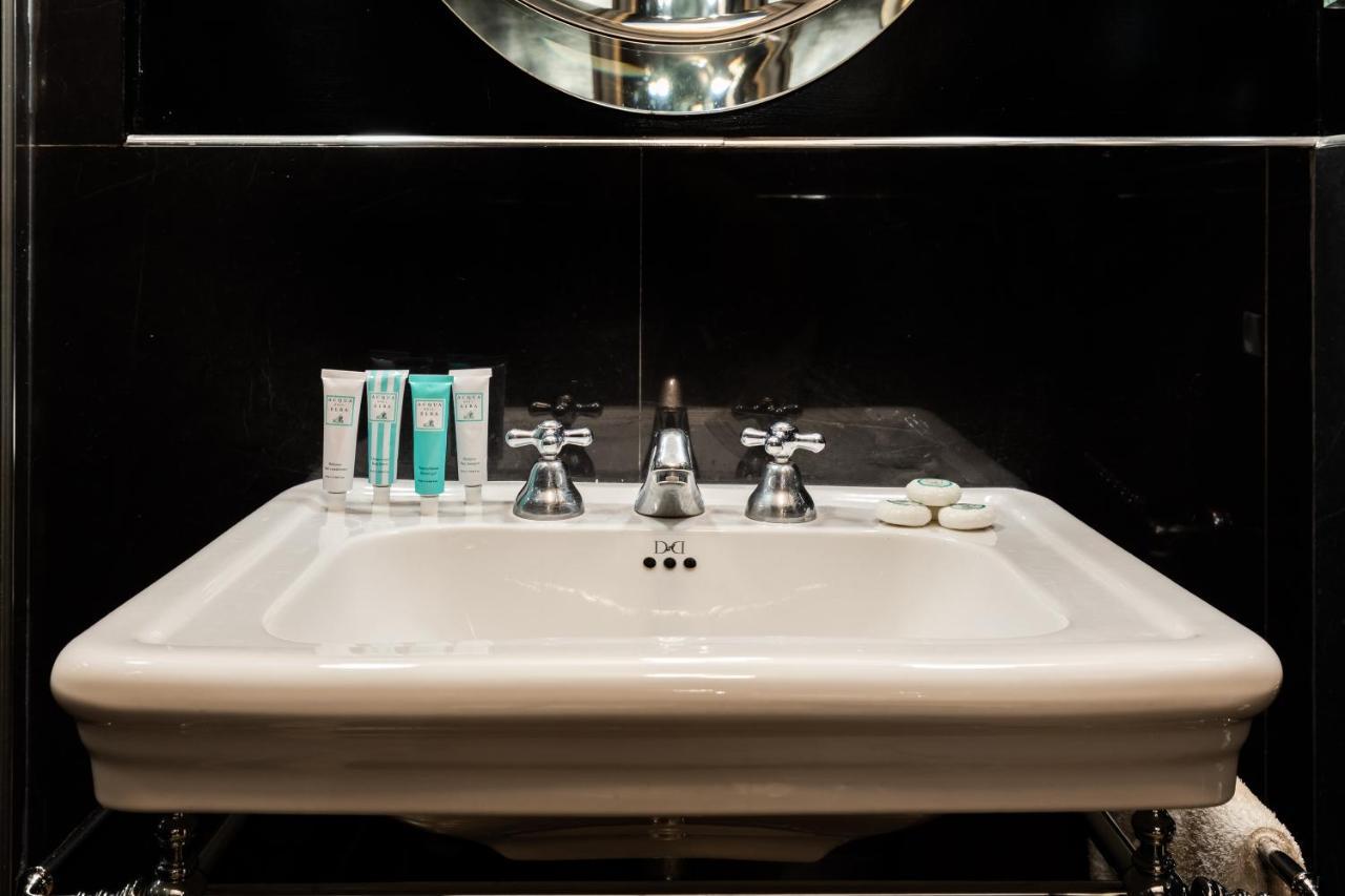 Chic And Style In Historical Via Giulia Apartment Rome Luaran gambar