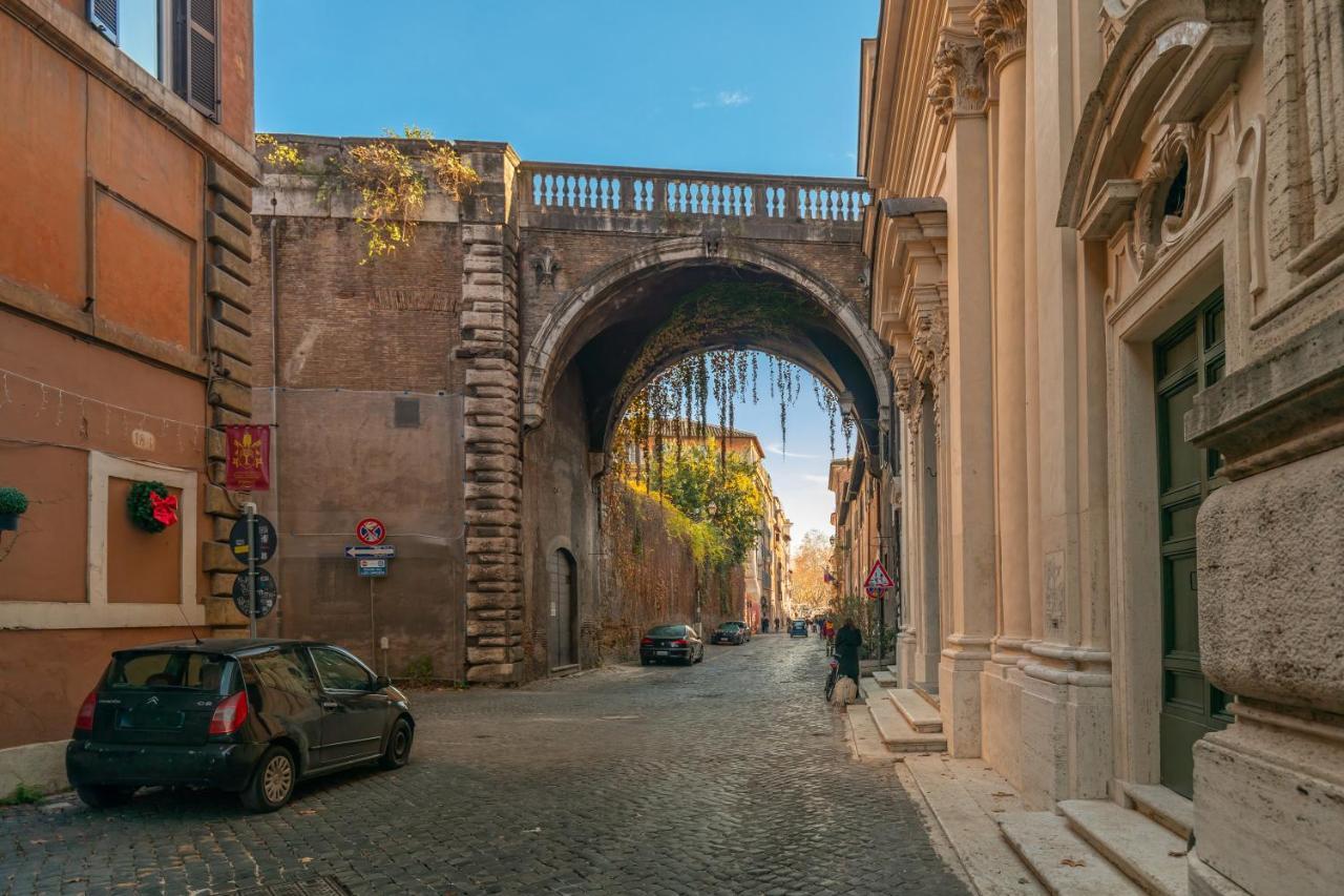 Chic And Style In Historical Via Giulia Apartment Rome Luaran gambar