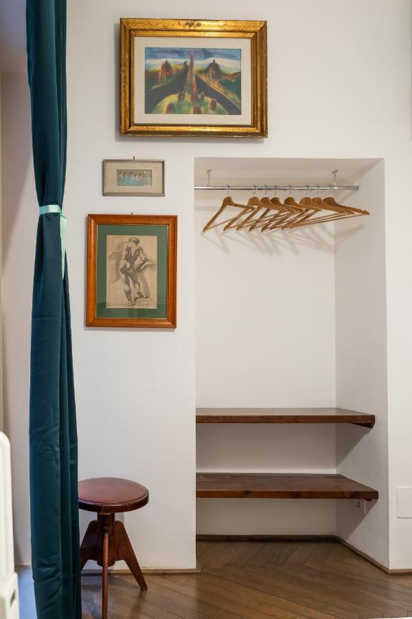 Chic And Style In Historical Via Giulia Apartment Rome Luaran gambar